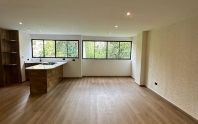 Under 200K, Remodeled 2BR El Poblado Apartment – 12 Minute Walk To Provenza