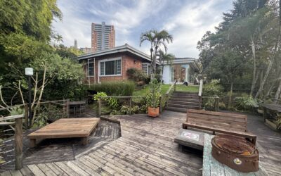 El Poblado Comfort – Stunning Two-Level House With Deck Spaces, Incredible Views, and El Tesoro Location