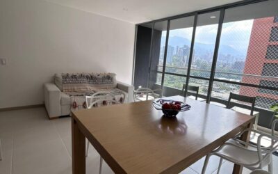 Like New, High-Floor Cuidad del Rio (El Poblado) Apartment With Complete Amenities and Highly Walkable Location