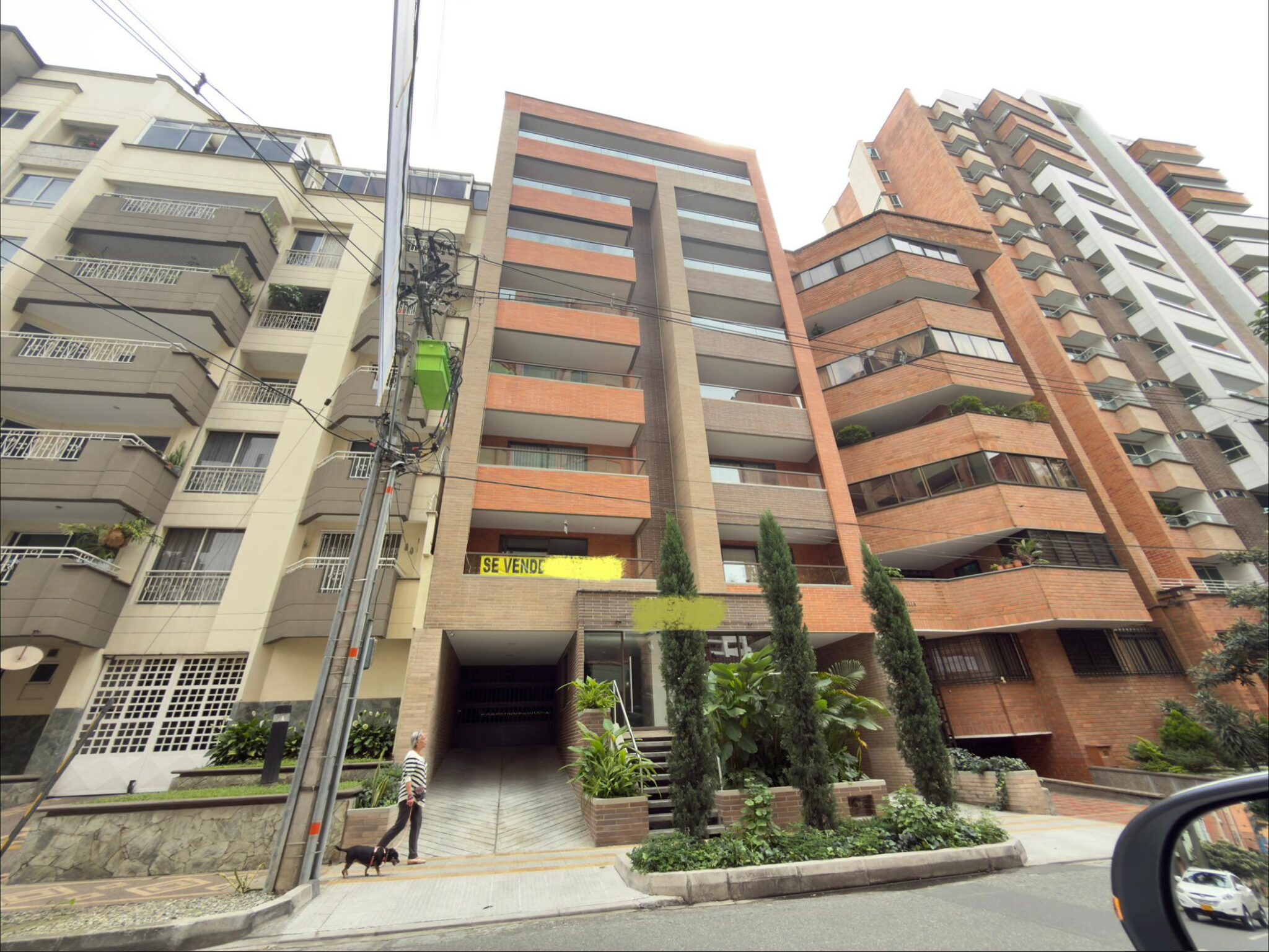 Perfectly Located 3BR Laureles Apartment With Private Terrace Space Perfectly Located 3BR Laureles Apartment With Private Terrace Space
