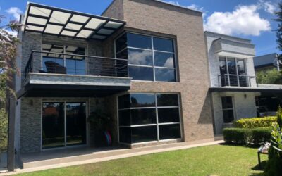 title Luxurious Two-Level Gated Community Home in Envigado – Perfect Location Near Indiana Mall