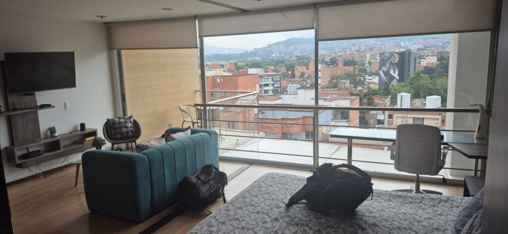 Modern Laureles Studio Apartment – Ready For Short-Term Rentals