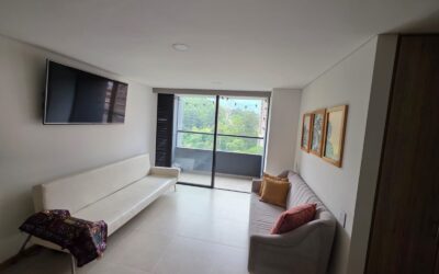 Fairly New, Sky-High El Poblado Penthouse – 10 Minutes From Provenza