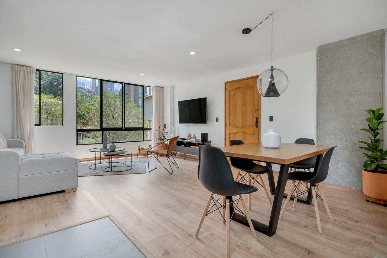 Price Reduced! Turnkey 2BR Provenza Apartment – Steps From Entertainment and Ready To Rent! Price Reduced! Turnkey 2BR Provenza Apartment – Steps From Entertainment and Ready To Rent!