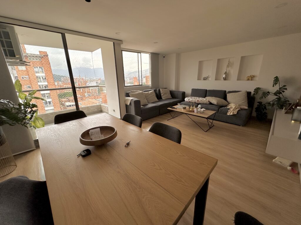 Price Reduced! 3BR Conquistadores Apartment With A/C and Mountain Views