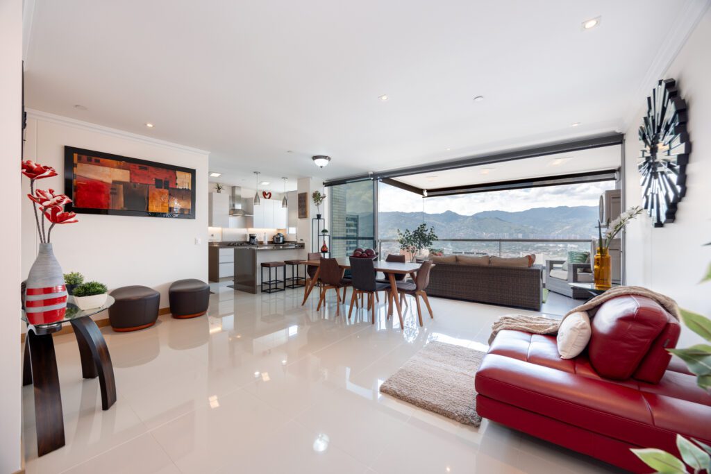 Luxury High-Floor Residence in the Golden Mile, El Poblado