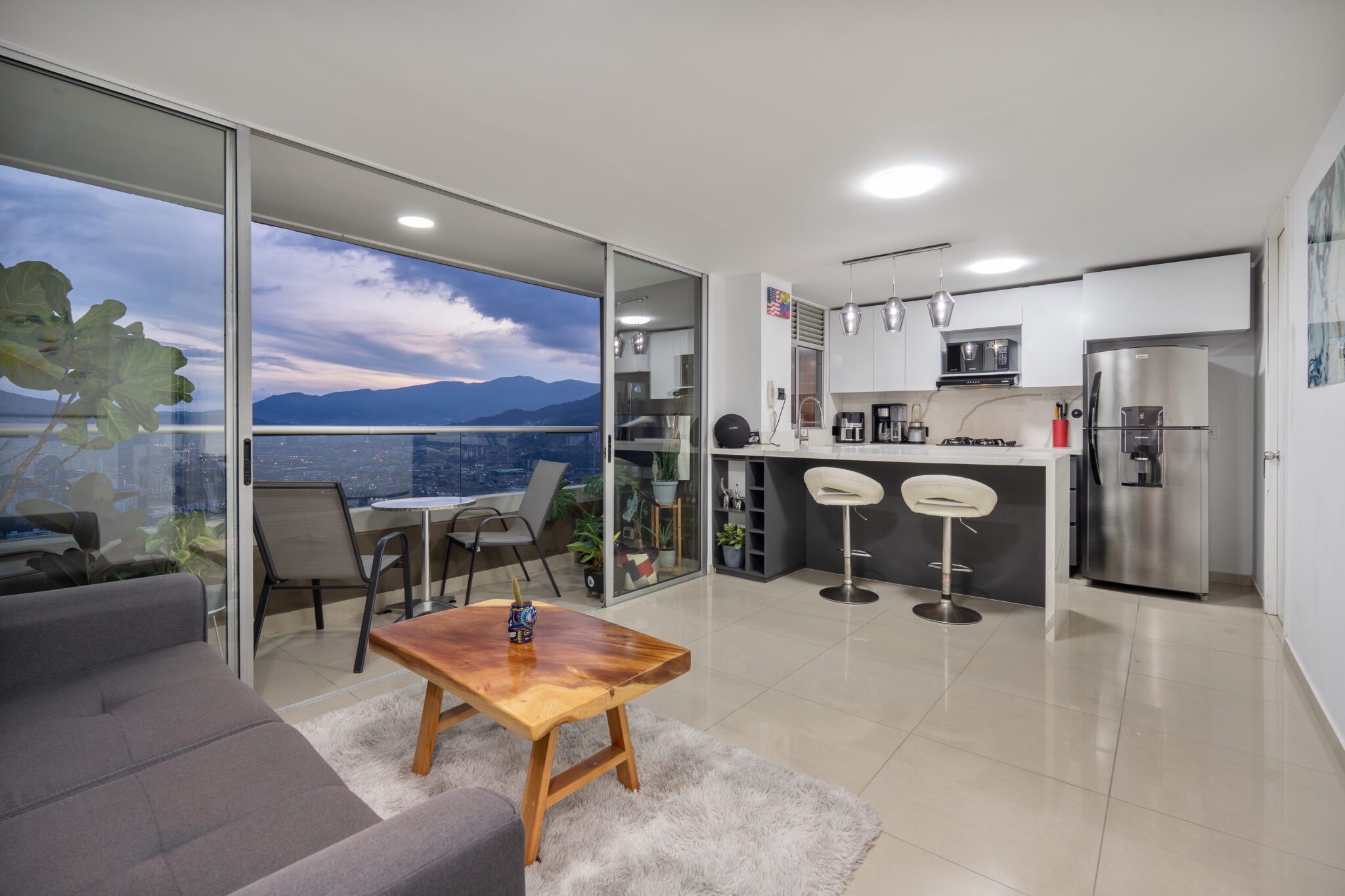 2BR El Poblado Apartment With Sky-High Views, Turnkey Pricing, And Proven Rental History
