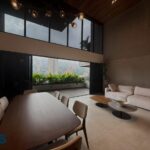 Luxury, Short-Term Rental Apartment with High Ceilings and Panoramic Views