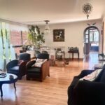 High-Floor El Poblado Property for Renovation